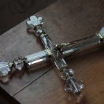 Crucifix en cristal de roche, Palais du Tau